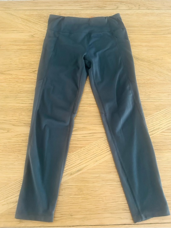 32 Degrees Other - Girl Grey Athletic Leggings with 2 pockets Size 10-12